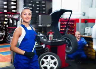 Réparation d'automobile : Quand peut on éviter de passer chez le garagiste?