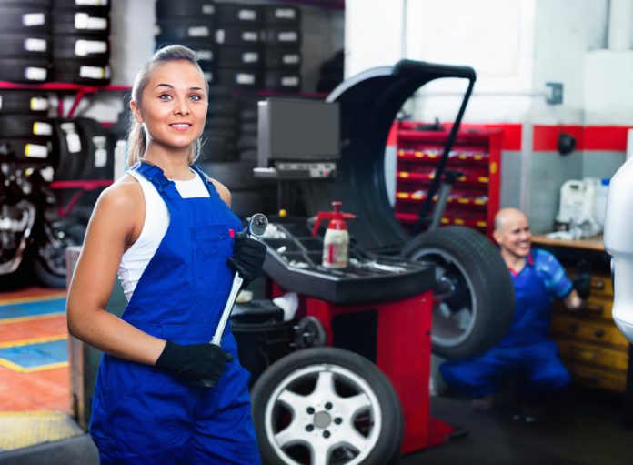 Réparation d'automobile : Quand peut on éviter de passer chez le garagiste?