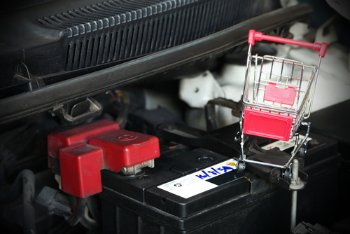 Remplacer de la batterie de voiture correctement