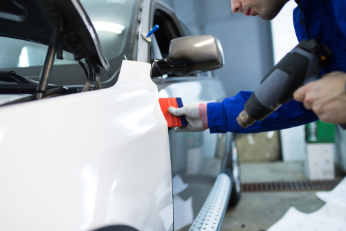 l'habillage des coups et bosses sur voiture