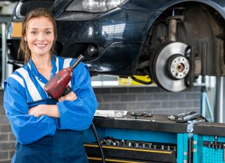 Garder la trajectoire – remplacer le bras de suspension!