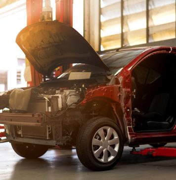 Nettoyage complet de l’extérieur de la voiture: faites briller votre bijou sur roues!