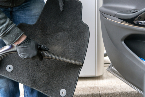 Nettoyage complet de l'intérieur de la voiture: Un habitacle frais