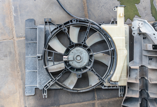 Démonter le ventilateur du radiateur
