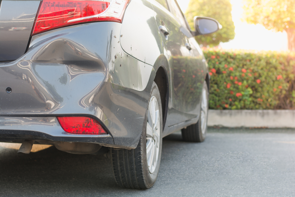 Effacer les bosses sur la voiture
