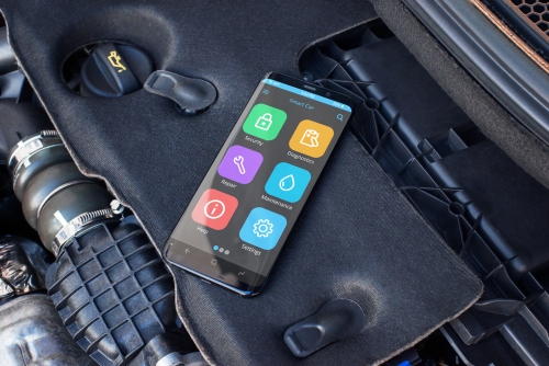 le connecteur de l'OBD2 du véhicule