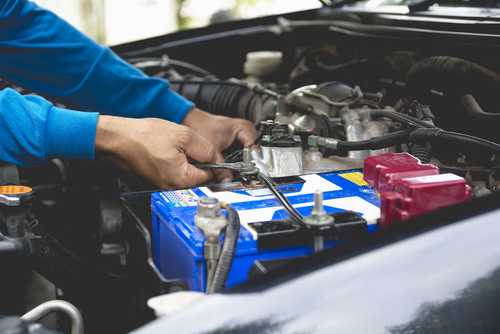 la batterie reste complètement déconnectée du circuit électrique