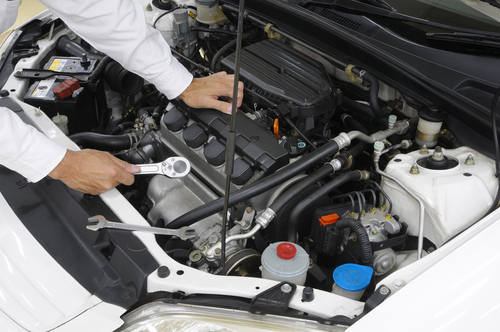 Retirez le couvercle de protection du moteur
