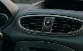 Code radio Clio 3 : guide complet pour débloquer votre autoradio Renault