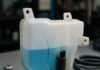 Fuite du réservoir de liquide lave-glace : que faire et comment le réparer ?