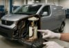 Où se trouve la pompe à carburant sur une Peugeot Expert ?